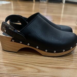 Maje Black Leather Mules with Wooden Platform